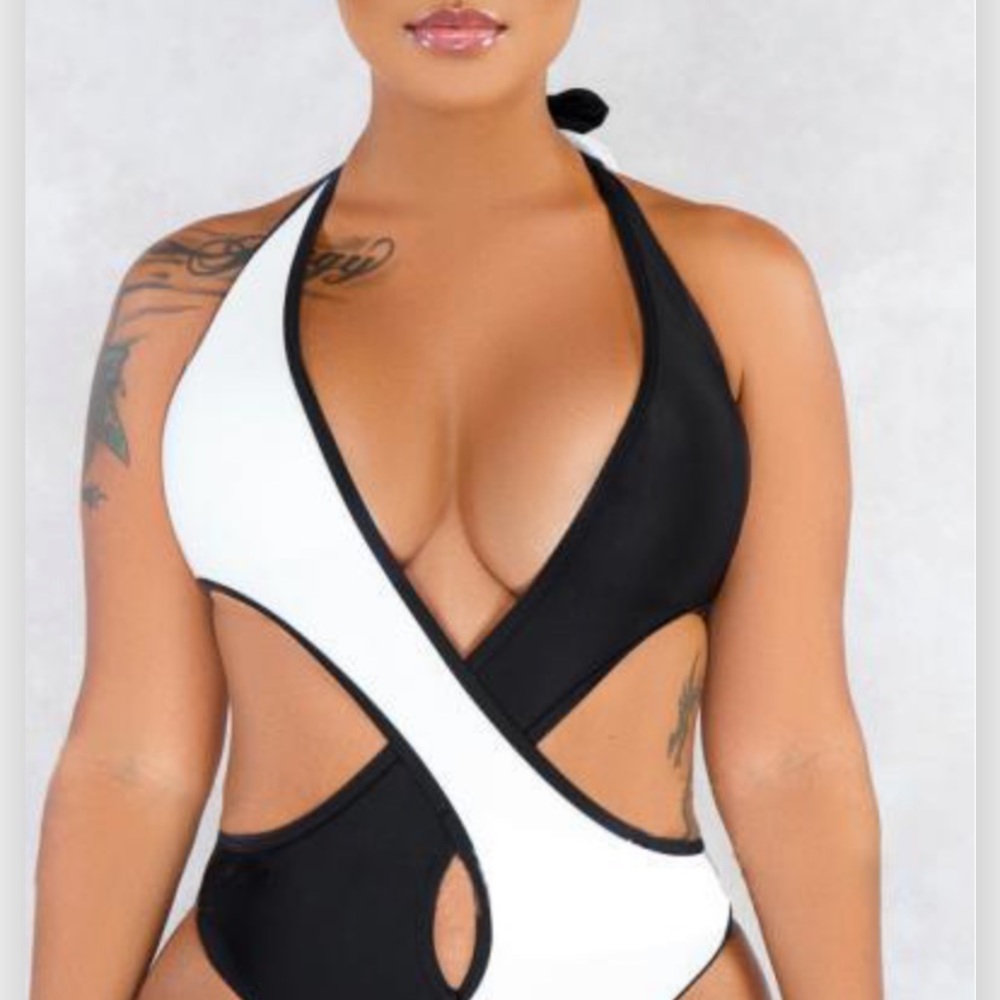 One piece swimsuit